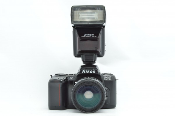◇ Nikon ニコン F-601 QD + AF NIKKOR 28-85mm F3.5-4.5 フィルム