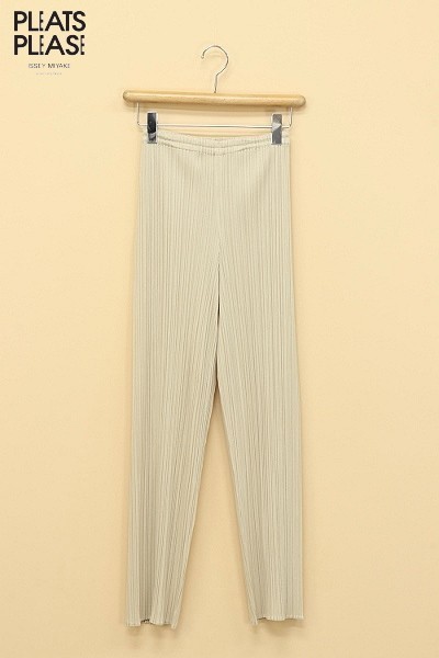 PLEASE プリーズ ISSEY イッセイ プリーツ PLEATS MIYAKE イッセイ