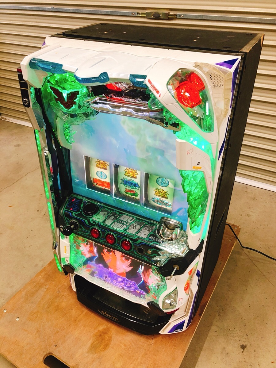 SANKYO 引取り歓迎☆パチスロ パチスロ蒼穹のファフナー 5号機 コイン 