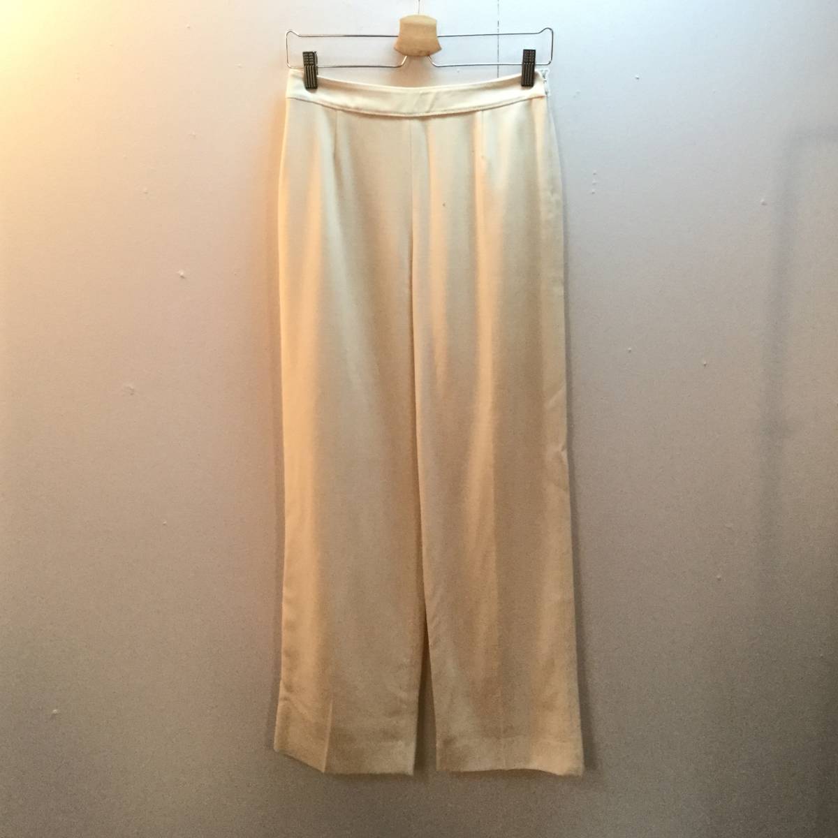 VALENTINO ヴァレンティノ スラックス VALENTINO（スラックス）の 