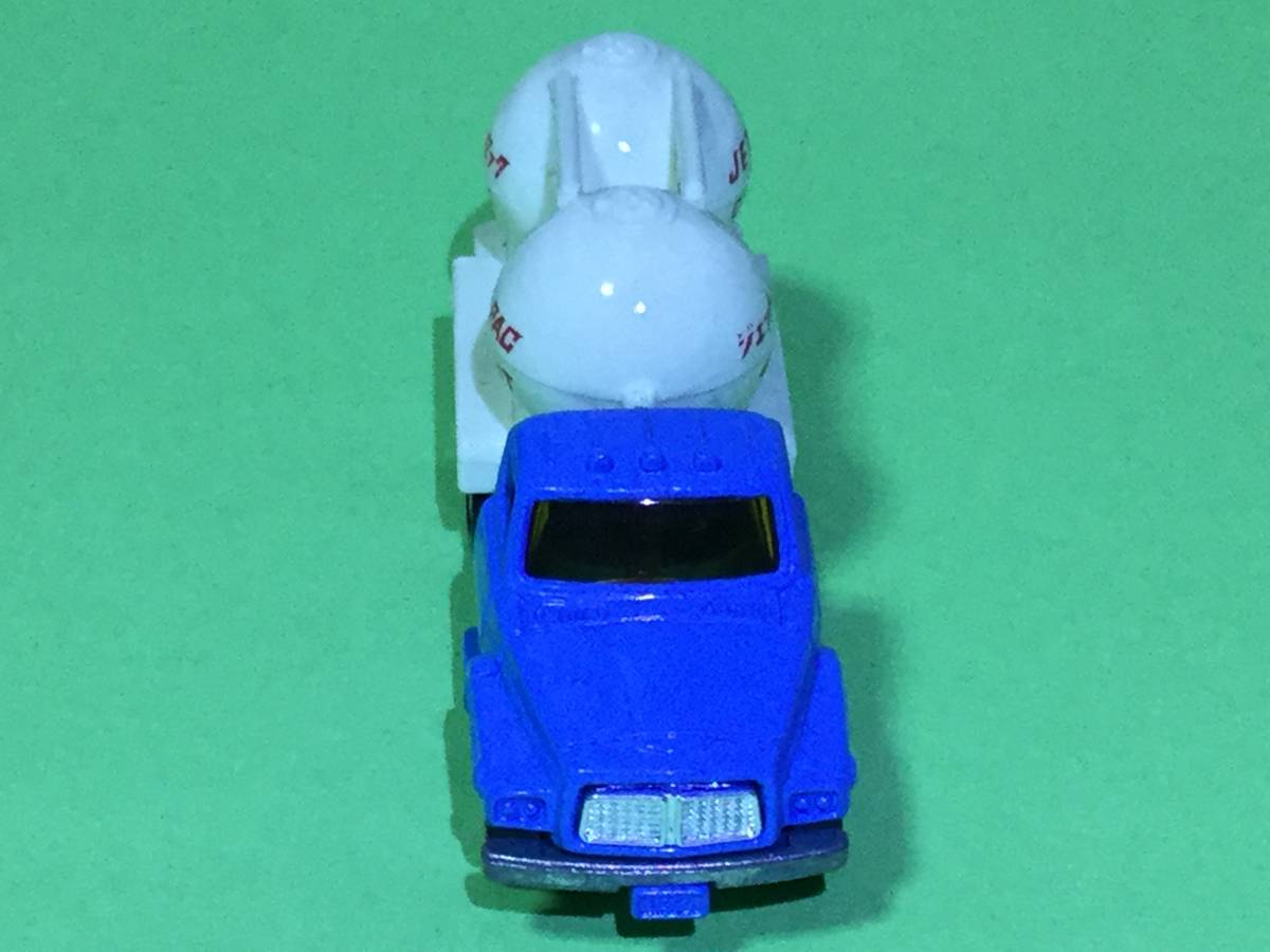 トミカ　黒箱　☆美品☆ 【NO.42】 ニッサンディーゼル ジェット パック