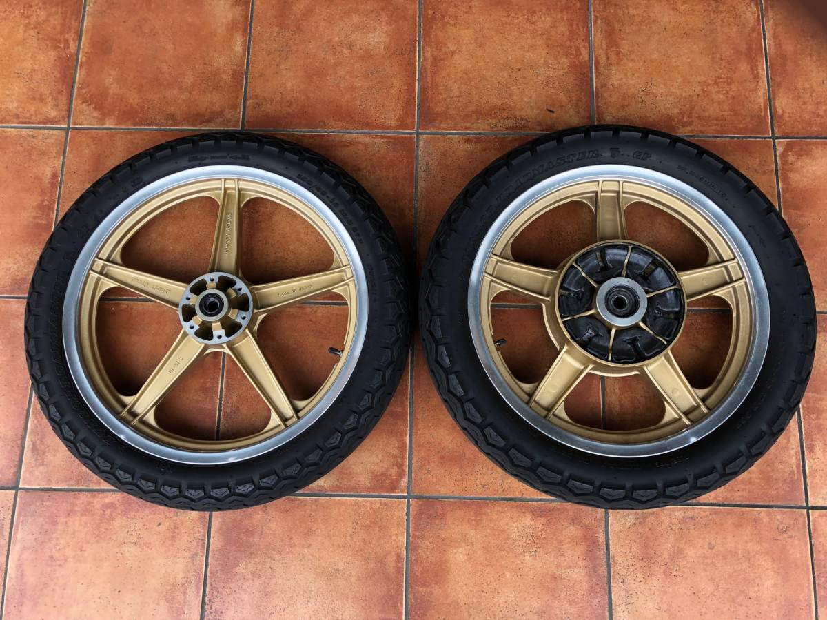 希少品！ Kawasaki Z1 Z2 RS ハヤシキャストホイール TT100 タイヤ付