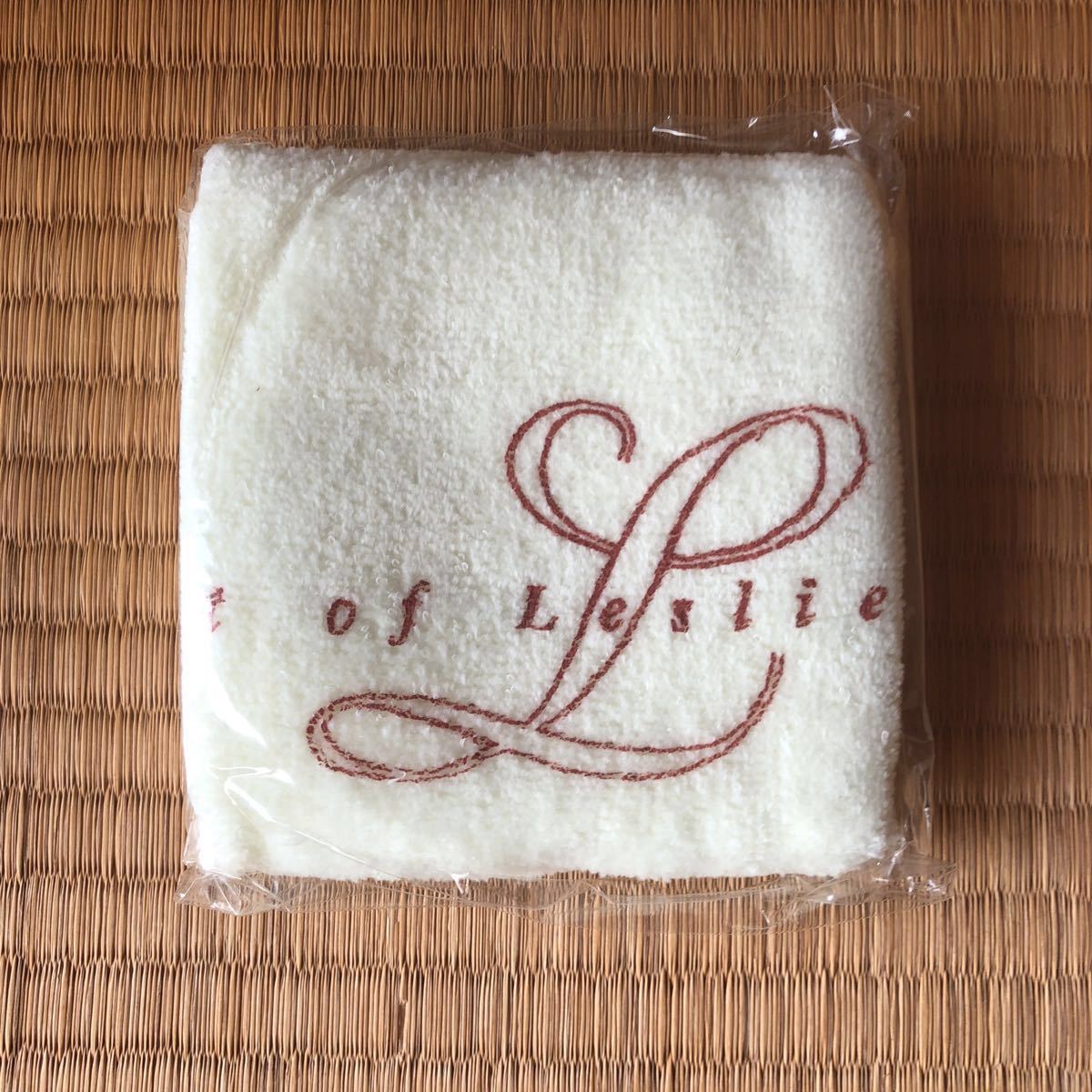 レスリー・チャン 張國榮 LESLIE OF : BEST Leslie Best of The L-THE 