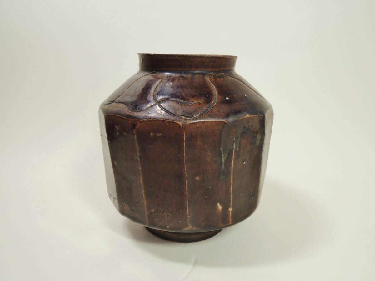 李朝飴釉面取壺 【貝】李朝あめ釉面取壺（李朝後期～