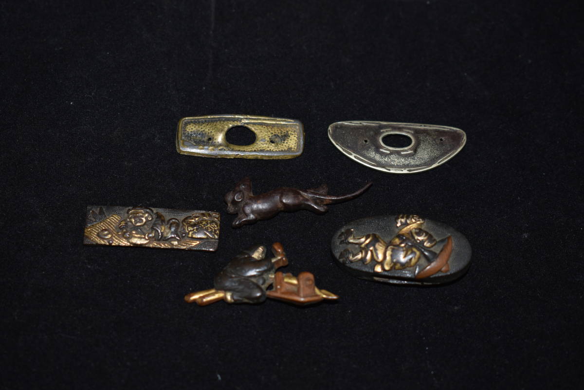 赤銅地容彫中国故事図目貫 後藤程乗 | 時代物 刀装具 在