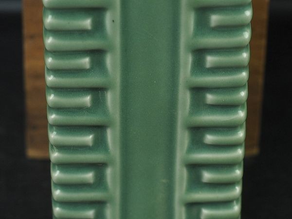 中国古美術 中国 南宋時代 龍泉窯 砧青磁琮式瓶 花瓶 箱付