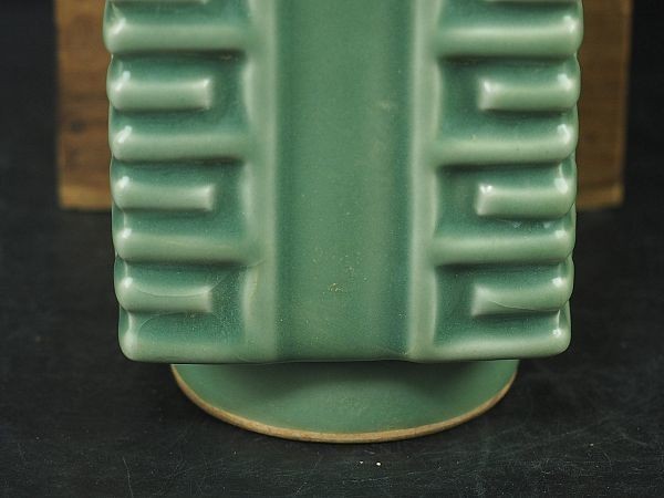 中国古美術 中国 南宋時代 龍泉窯 砧青磁琮式瓶 花瓶 箱付