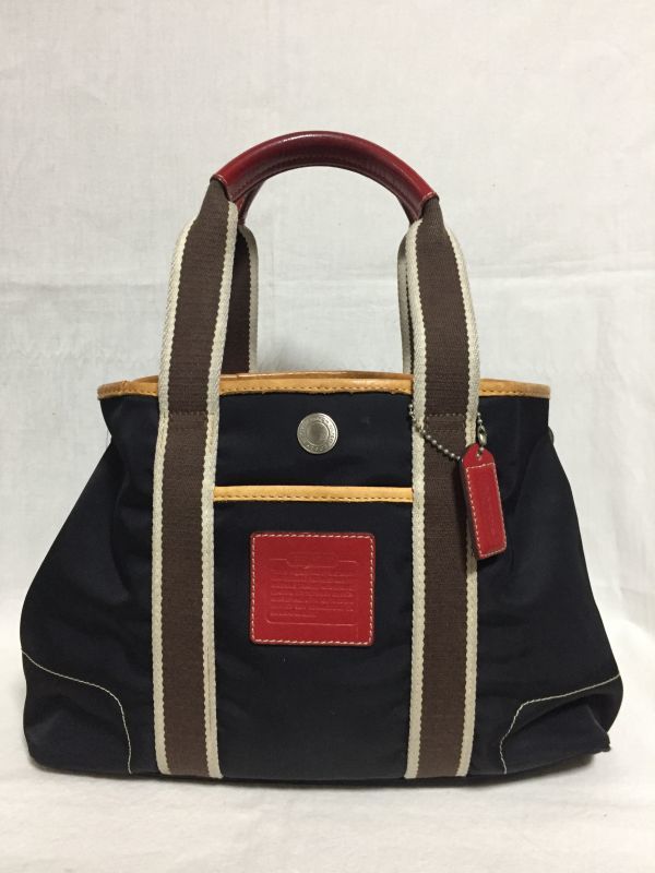 美品 格安スタート 売り切り COACH コーチ シグネチャー柄 ブラック