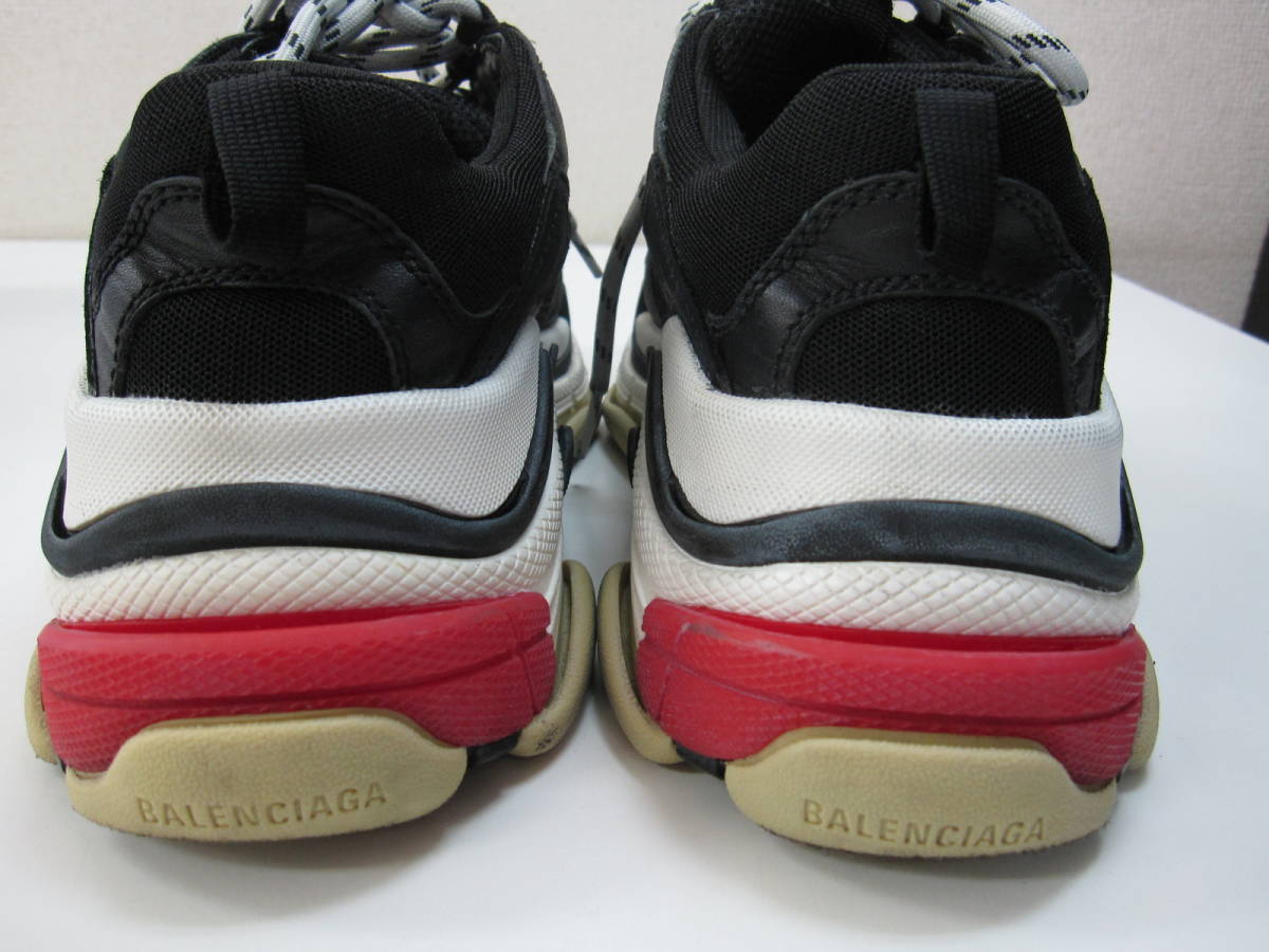 C122 BALENCIAGA バレンシアガ スニーカー トリプルS ノワール 