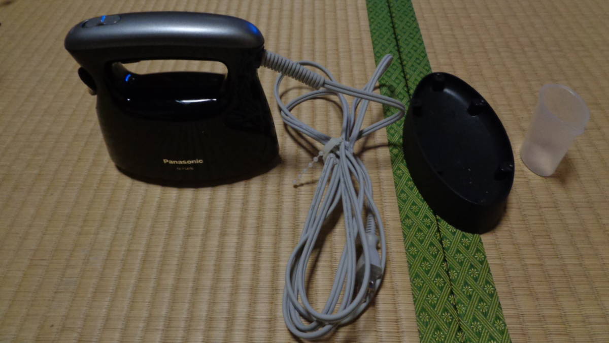 Panasonic　スチームアイロン　NI-FS470　中古