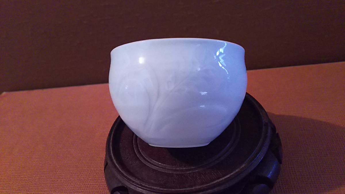 大英博物館初個展鬼才澤田痴陶人作痴銘色絵富字宗達草花赤玉文合子