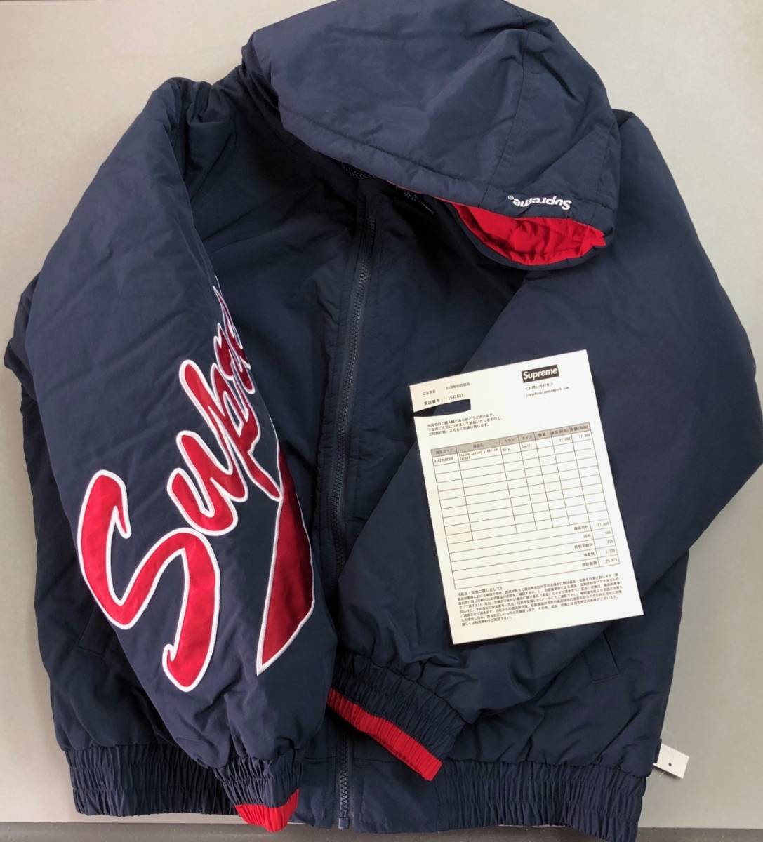 【大得価，限定SALE】 正規 新古品 18ss Supreme Sleeve Script Sideline Jacket Navy size S 窪塚着 シュプリームサイドラインジャケット ネイビーＳサイズ(ジャンパー、ブルゾン)｜売買されたオークション情報、yahooの商品情報 男性用