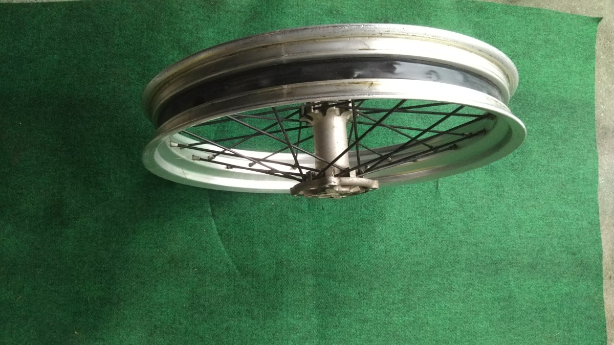 スコルパTYS125F純正Rホイール