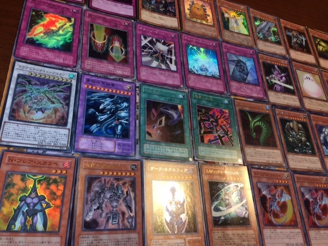 遊戯王 日本語版 スーパーレア以上 遊戯王スーパーレア以上約10000枚