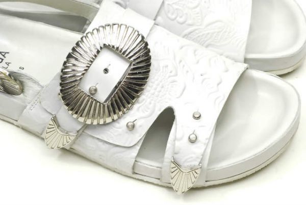 TOGA PULLA x Ray BEAMS トーガプルラ 別注 Metal emboss sandal SP 