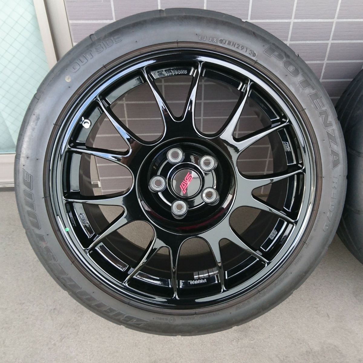 中古美品♪1台分！ WRX STI tS TYPE RA NBR 純正BBSホイール(18X8.5J+53 5/114.3 純正POTENZA RE070付き) S203 S204 TYPE RA-Rと同デザイン_3