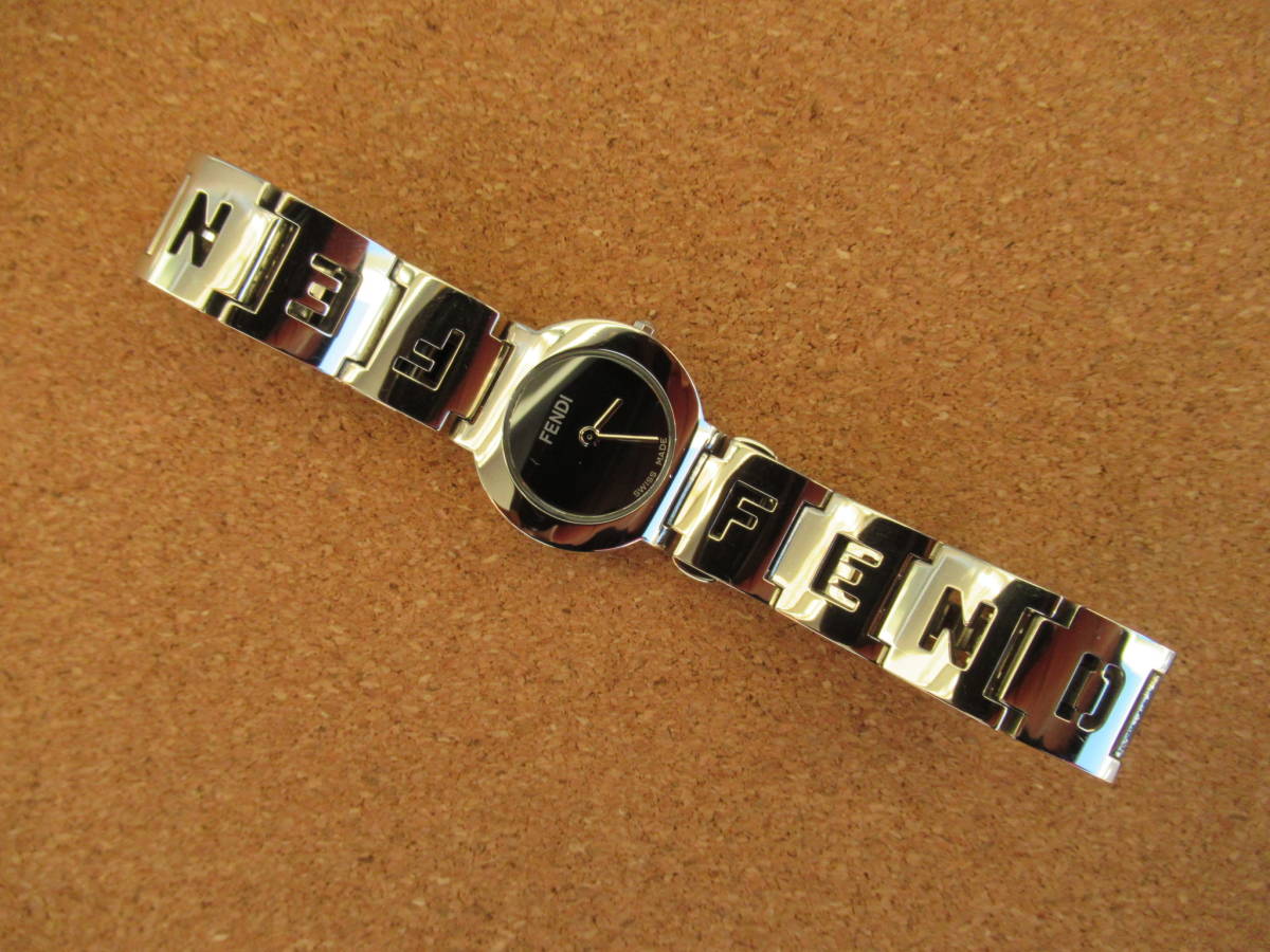 フェンディー 3050L レディースウオッチ 黒文字盤 外装リフレッシュ