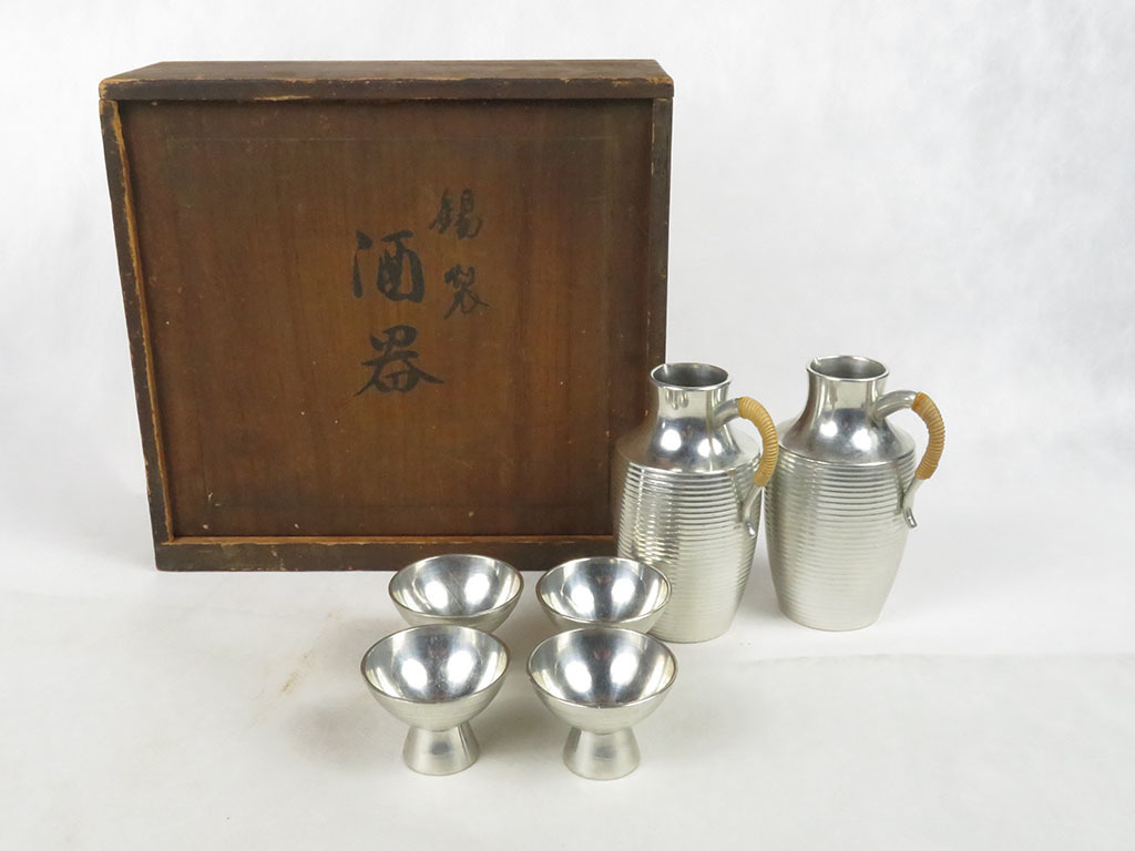 茶托 茶道具 明治期⁄龍文堂造 煎茶道具 提手銀象嵌斑紫銅蓋山水図鉄瓶