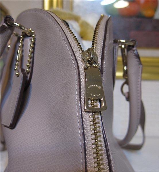 コーチ COACH ハンドバック ２ウェイ ２トーン ショルダーバッグ 薄いベージュ コーチ COACH ハンドバッグ 0 ミニボストンバッグ A4