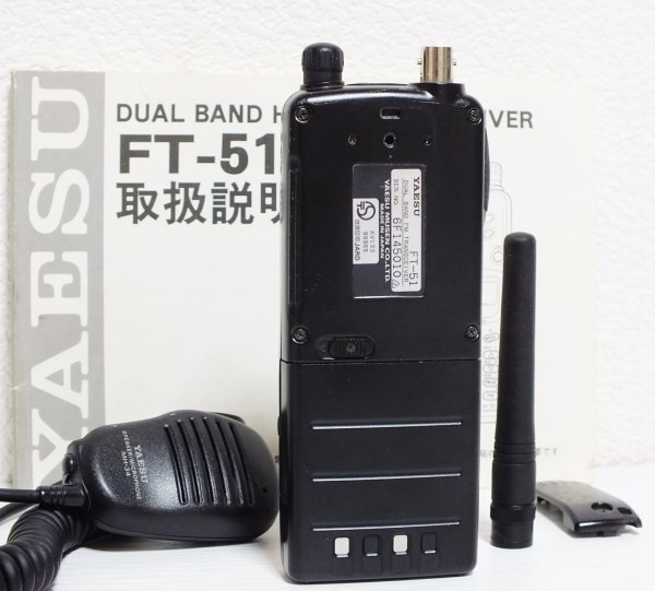 YAESU FT-51 デュアルバンドハンディトランシーバー 本体 YAESU FT-51 144⁄430MHz デュアルバンド FT-51ND ハンディ 受信改造済