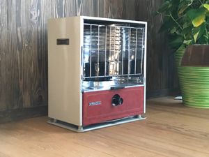 日立 石油ストーブ OVHのYahoo!オークション(旧ヤフオク!)の相場・価格