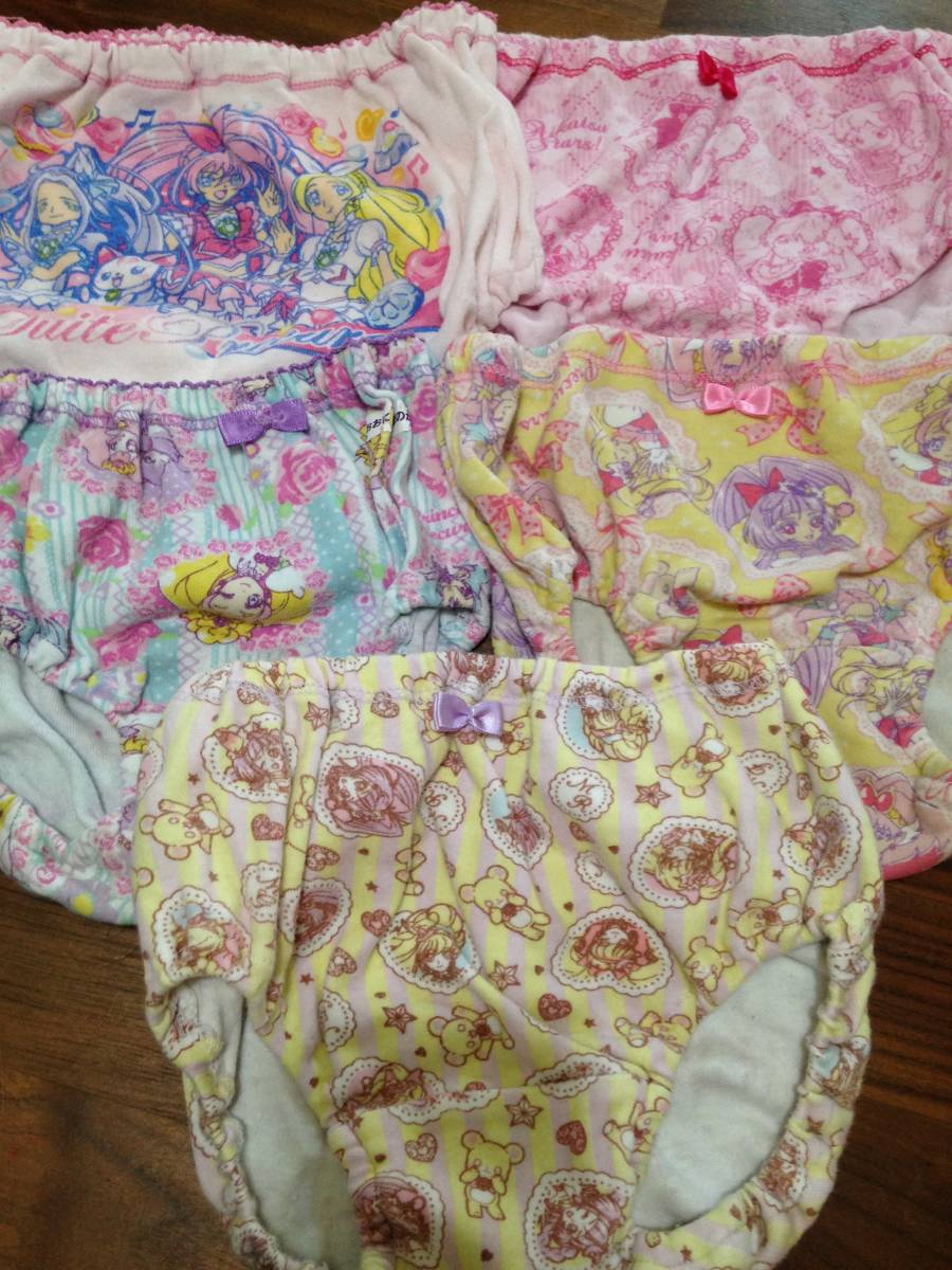 未使用品　　色んな　プリキュア　　ショーツ　　5枚　　女児用