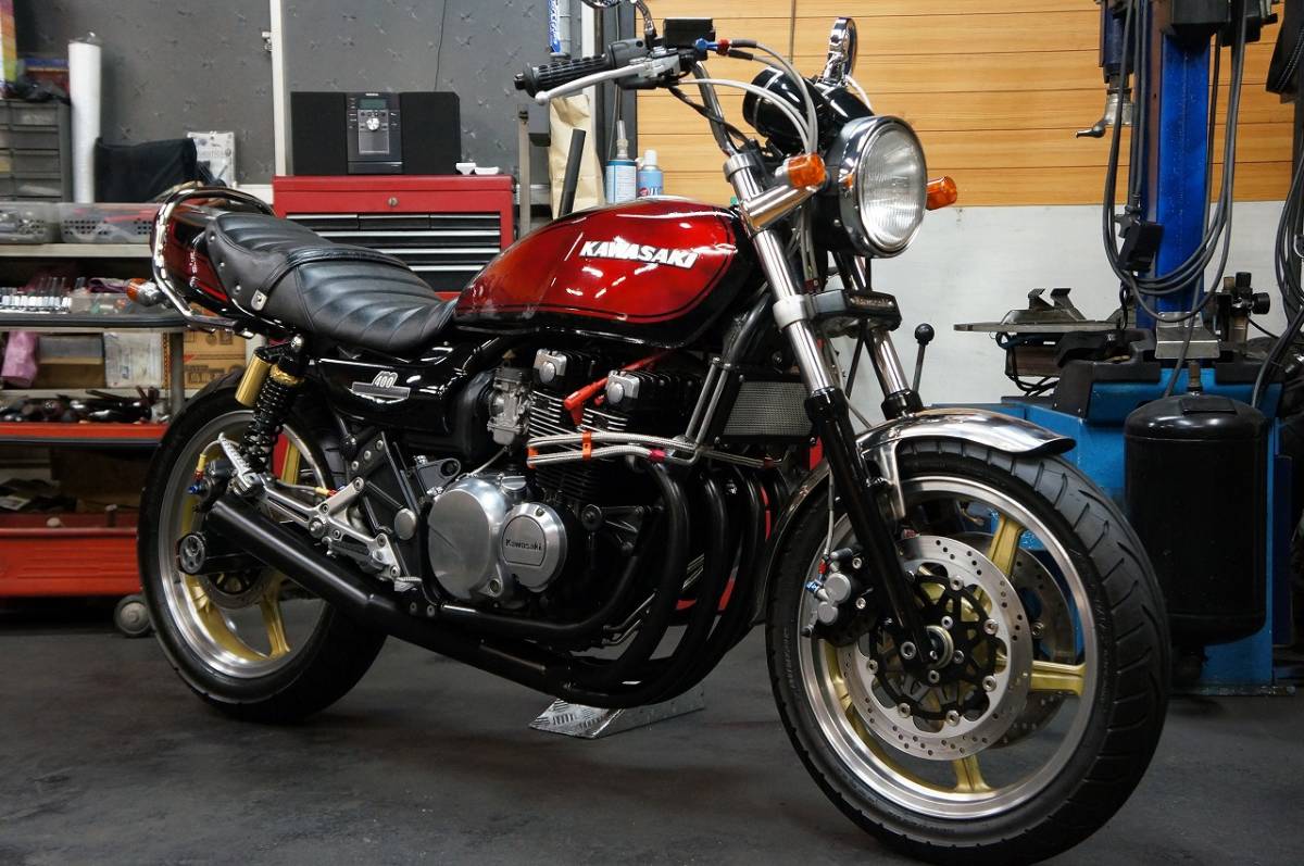 Kawasaki カスタムネイキッド専門店 | ゼファー400 ゼファー400 
