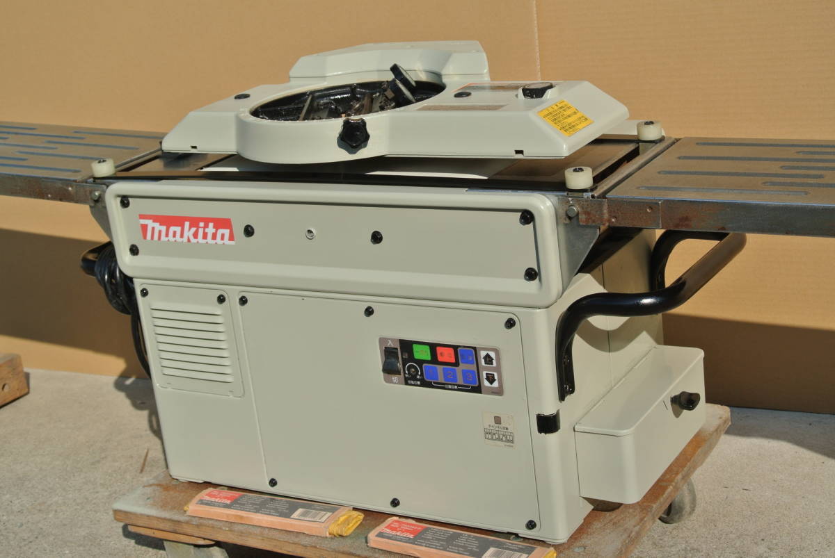 マキタ オートリターン超仕上カンナ LP1812C 整備済 ベルト新品交換 