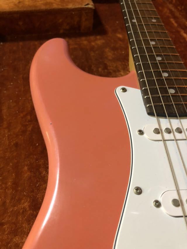 フィエスタレッド ヴィンテージ ストラトキャスター ラッカー 中古
