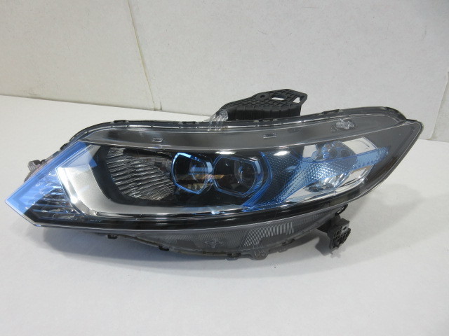 ジェイド ホンダ FR4 LED 純正 ヘッドライト 後期 HONDA 写真で見る