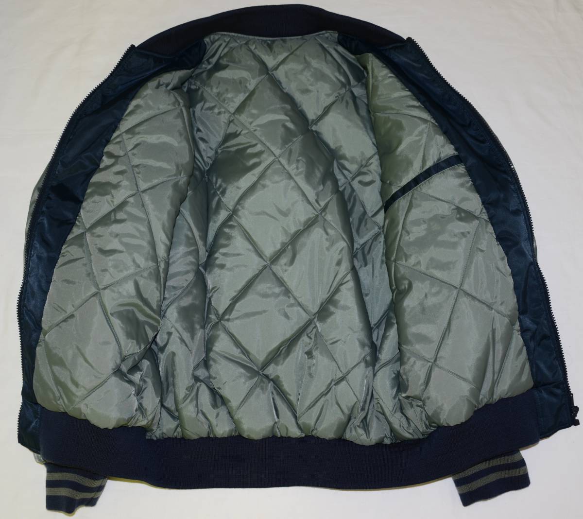 オーセンティックチームウェア⁄スタジアムジャンパー