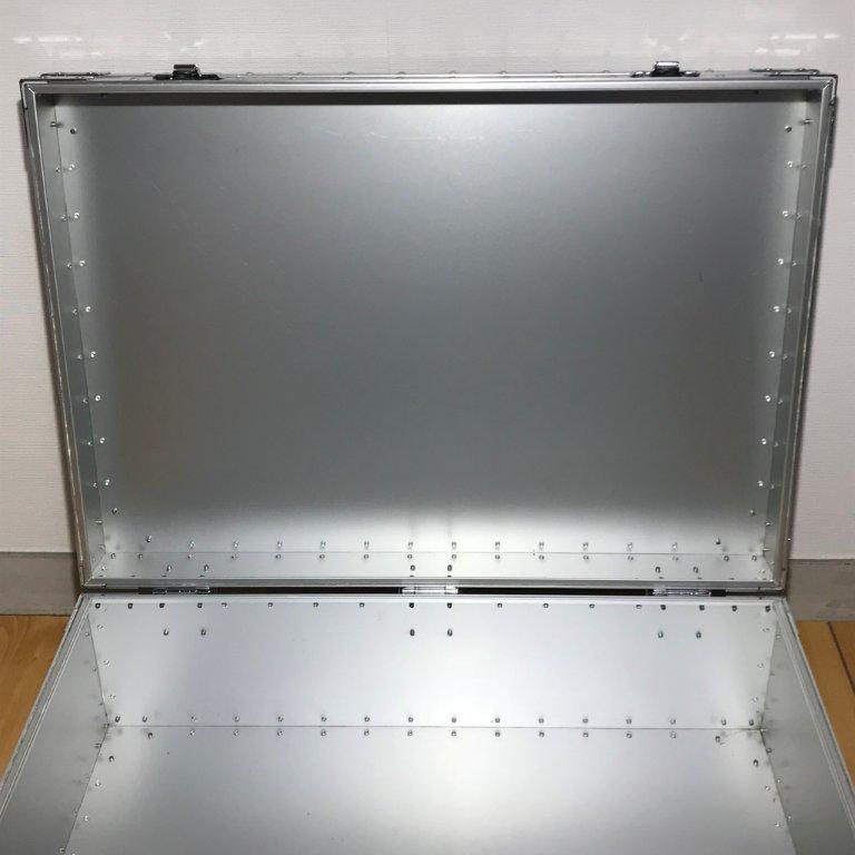 D89 ジュラルミンケース 中型 厚板 アルミ合金