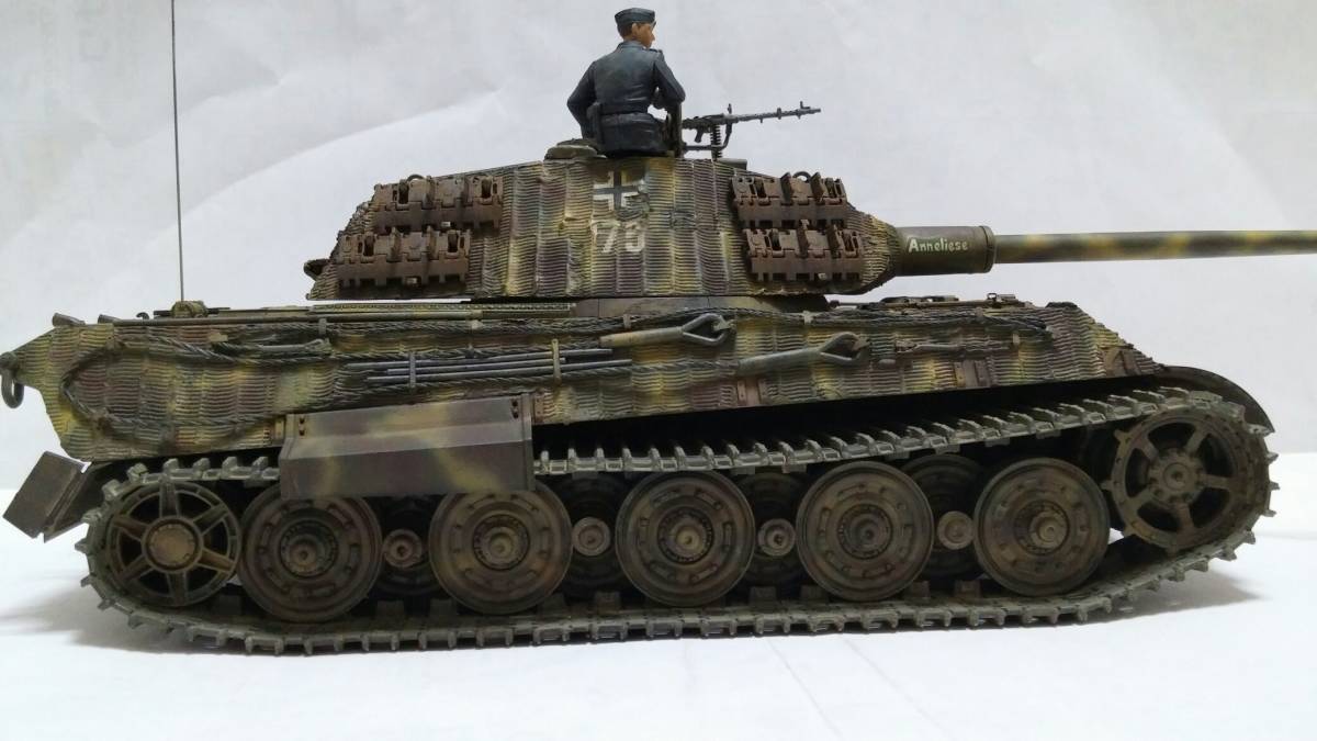 ドラゴン 1/35 キングタイガー(ポルシェ砲塔) 503重戦車大隊 1945年