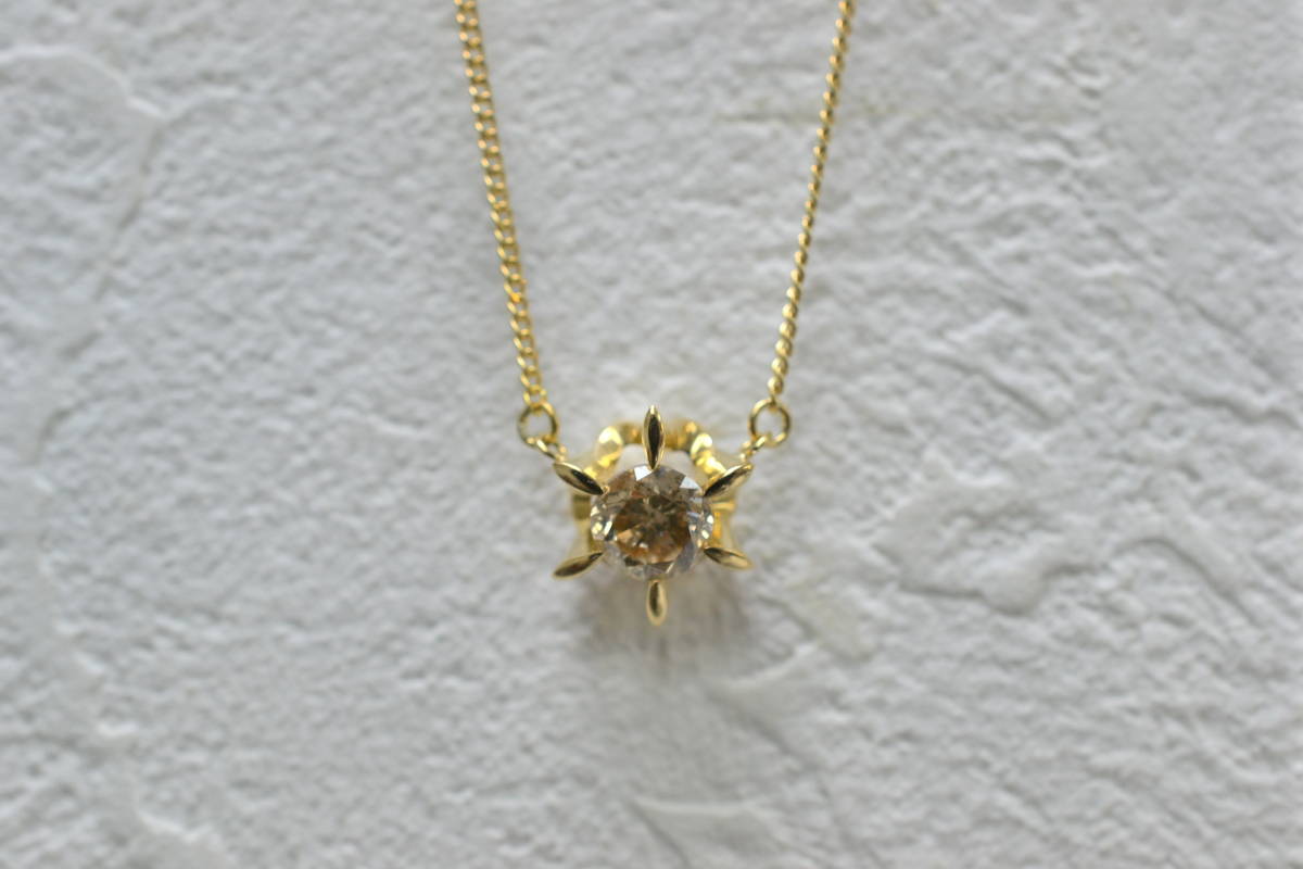 ☆極美品 K18YG ダイアモンド ペンダントネックレス D0.76ct 2.8g 