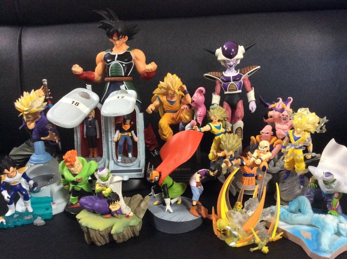 ドラゴンボール フィギュア 人造人間 17号 18号 魔人ブウ クリリン ベジータ ネイル 他色々セット