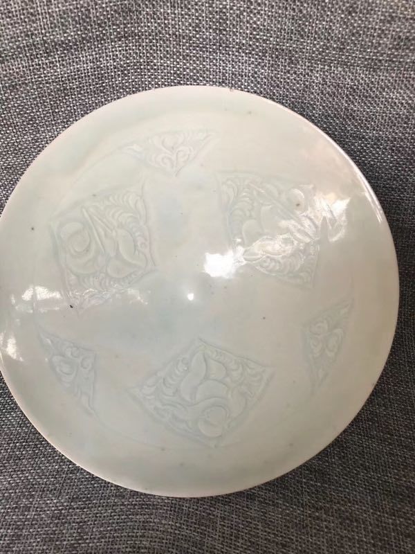 中国 中国古美術品 宋時代民窯湖田窯影青刻花皿 宋代 湖田窯 影青 青