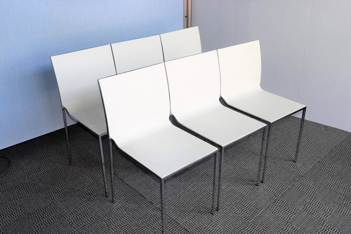 CASSINA IXC LIVIT ULTRA スタッキングチェア 2点セット Cassina ixc.（カッシーナ・イクスシー）livit ULTRA/ウルトラ