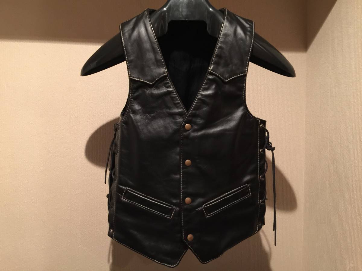 ラングリッツレザー LACED VEST