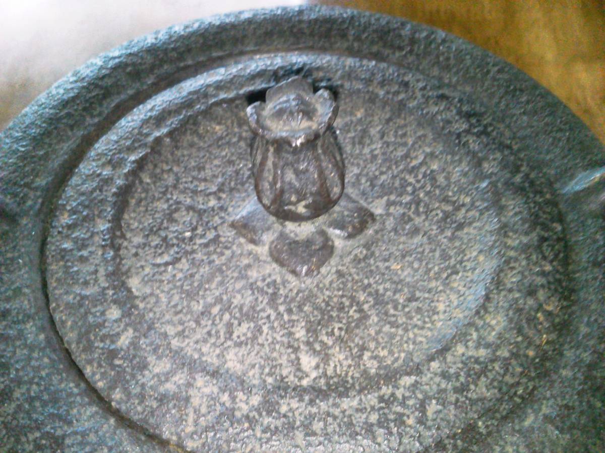 | 南部鉄器 - 鉄瓶 2026年最新鉄瓶 メルカリ 現状渡しの人気アイテム 及富 ノー 0.5L 南部鉄瓶 １５型算玉形 付属品付 南部金狐堂 アラレ -Shinwadenki-