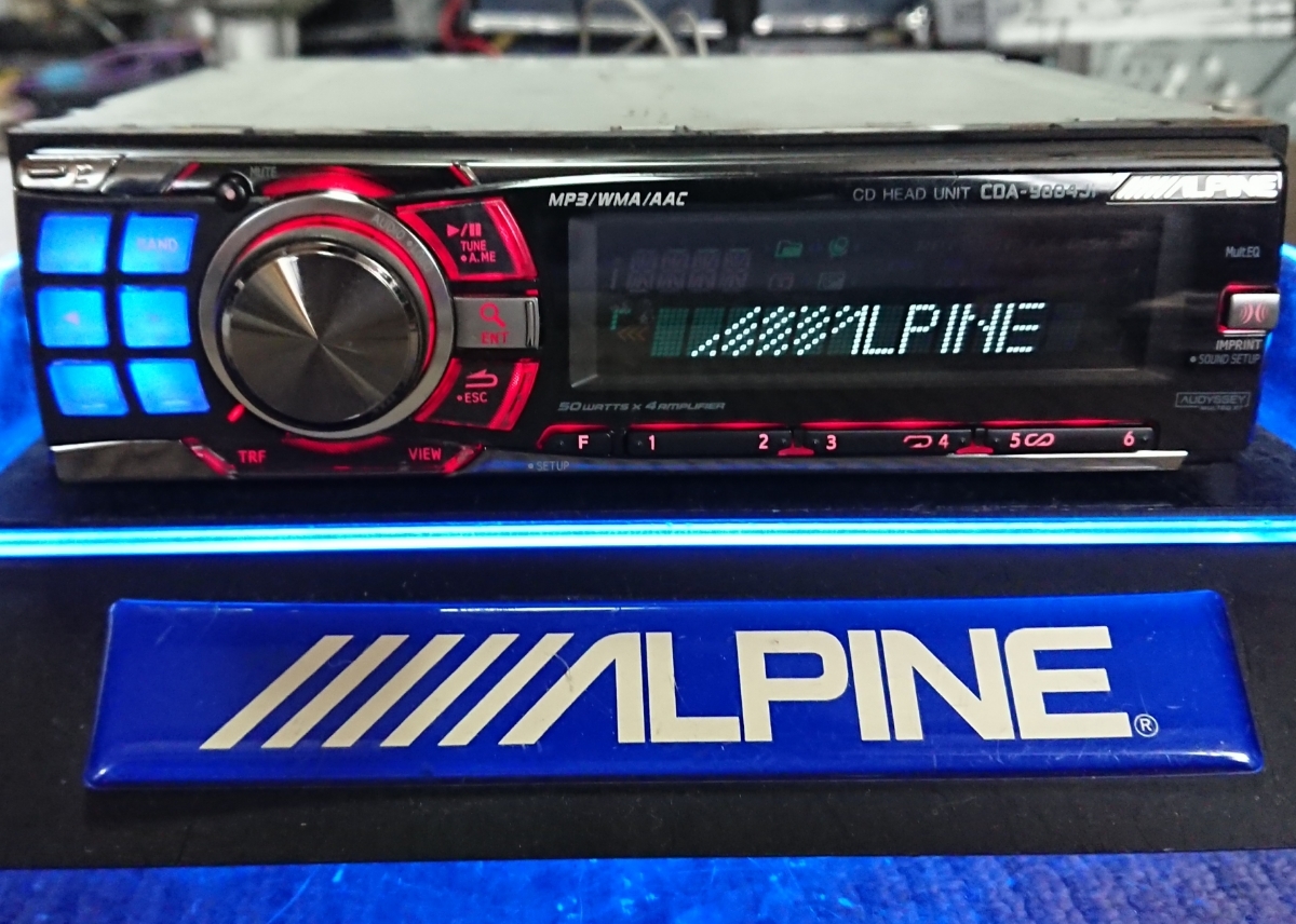 ALPINE CDA-9884Ji 美品 アルパイン CDA-9884Ji CD USB i-pod 50W×4 Mult EQ MP3/WMA/AAC AUX