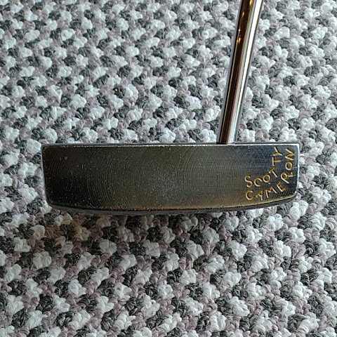 稀少　名品　タイトリスト　スコッティキャメロン　Scotty Cameron スタジオデザイン No.5 34インチ付属品未使用_5