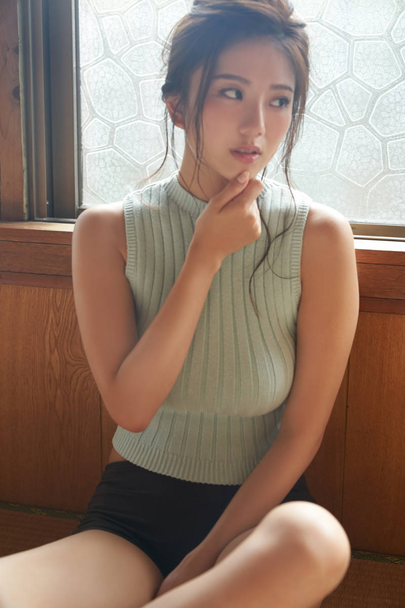 ■Z506■伊東紗冶子　L判　写真　100枚 　高画質　グラビア　フォト　おまけ　2L判　10枚付き_8