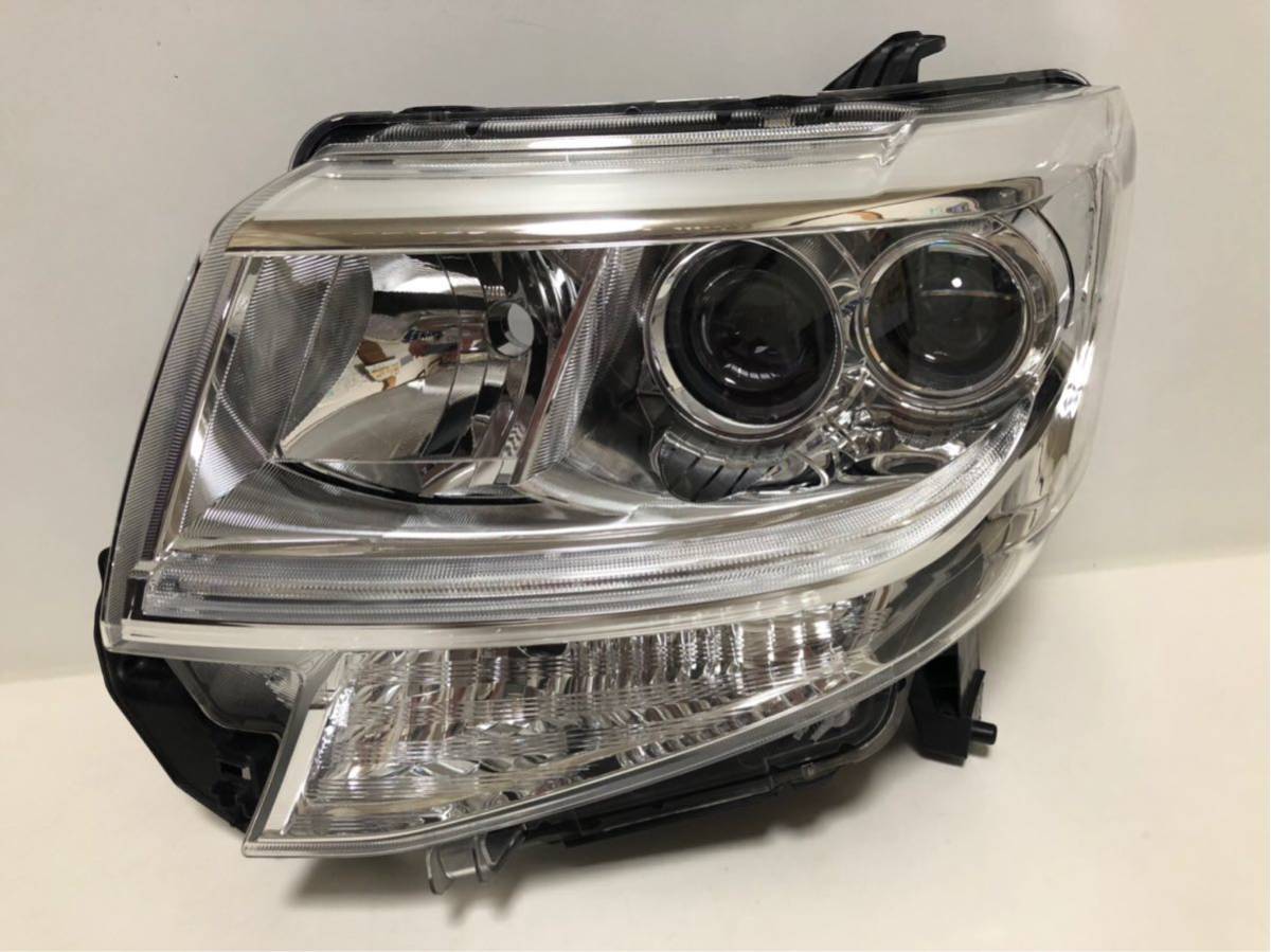 ムーヴカスタムLA100s 後期 LED左ヘッドライトユニット！