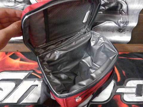 Snap-on（スナップオン）クーラーバッグ，コールマン「COLEMAN 6-CAN