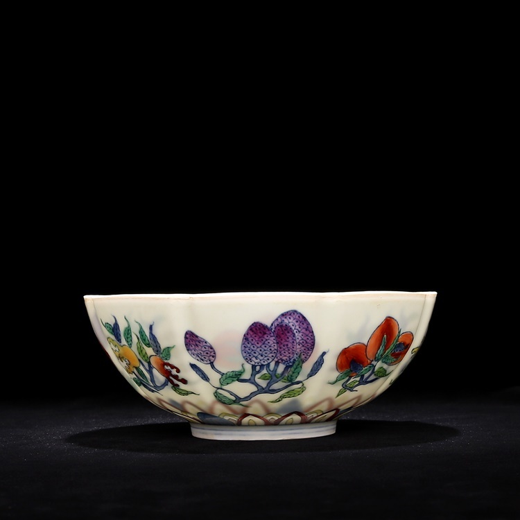 | 青花（せいか）や染付（そめつけ）とは｜白磁に青模様の陶磁器の とし – 中国陶磁器 収蔵品詳細 景徳鎮窯 作品を知る 汝窯青磁蓮形鉢 顔 陶器 八角形 水色 汝窯 銀座 （日本と