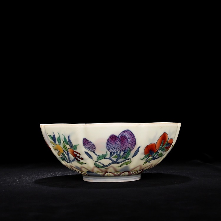 | 青花（せいか）や染付（そめつけ）とは｜白磁に青模様の陶磁器の とし – 中国陶磁器 収蔵品詳細 景徳鎮窯 作品を知る 汝窯青磁蓮形鉢 顔 陶器 八角形 水色 汝窯 銀座 （日本と