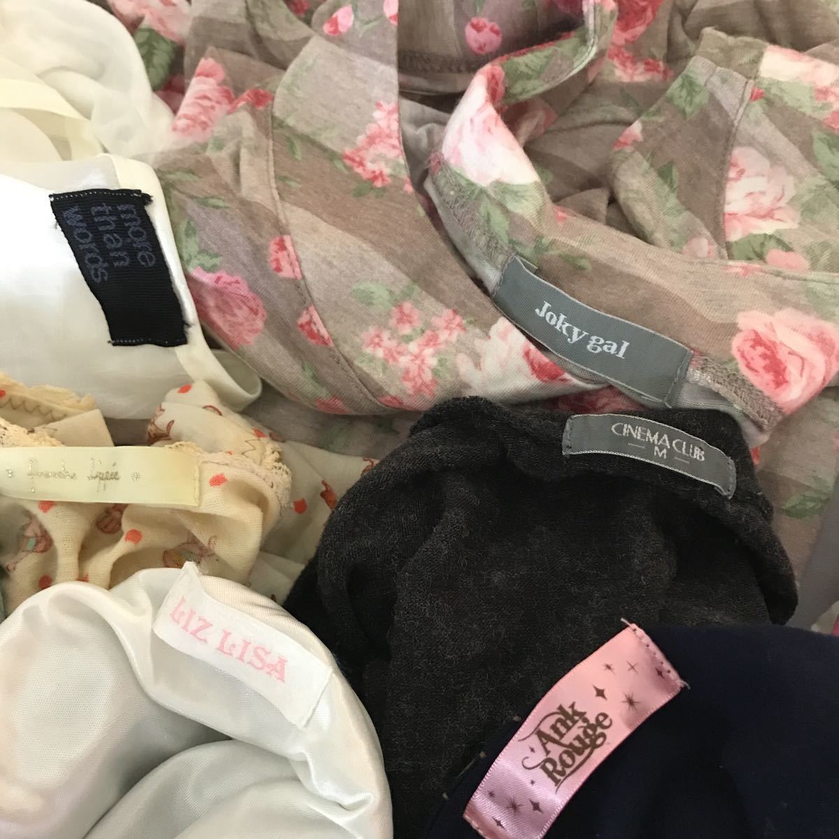 1スタ リズリサ入り お嬢様姫可愛い系総数13点福袋 Ank Rouge リボンフリル ワンピ レディース まとめ売り レディースファッション 売買されたオークション情報 Yahooの商品情報をアーカイブ公開 オークファン Aucfan Com