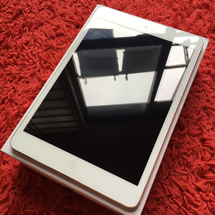 iPad Pro 256GB 10.5インチ シルバー Wi-Fi Apple 64GB SIMフリー 美品