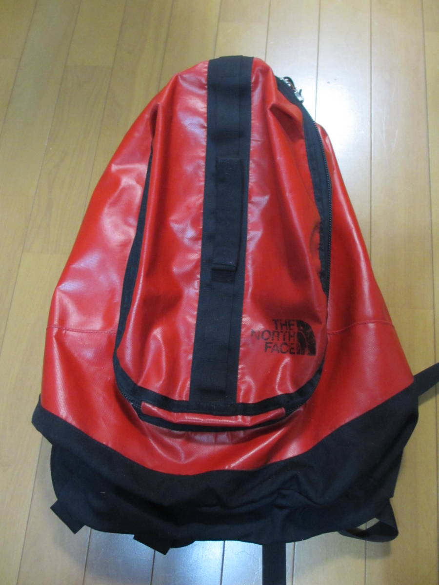 ノースフェイスused2WAYバッグ　デイパック/ワンショルダー　赤/黒NORTH　FACE