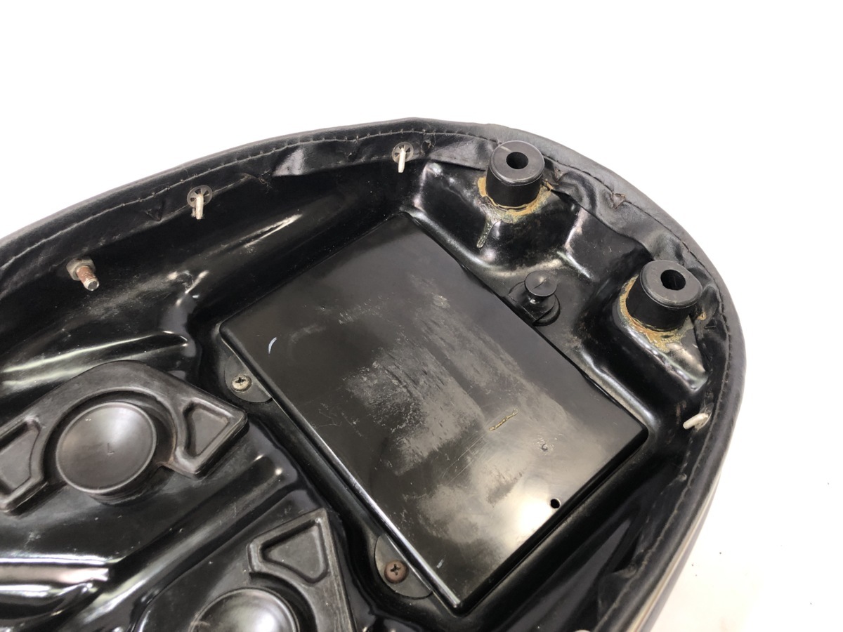 シャリー70　CF70　シート　美品　レストア　ノーマル戻しにも（中古）TO-I0711